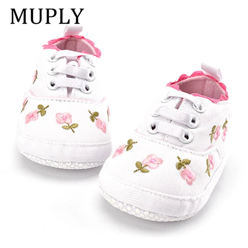 Baby Girls Lace Pre-Walker Shoes – White Floral First Walkers
