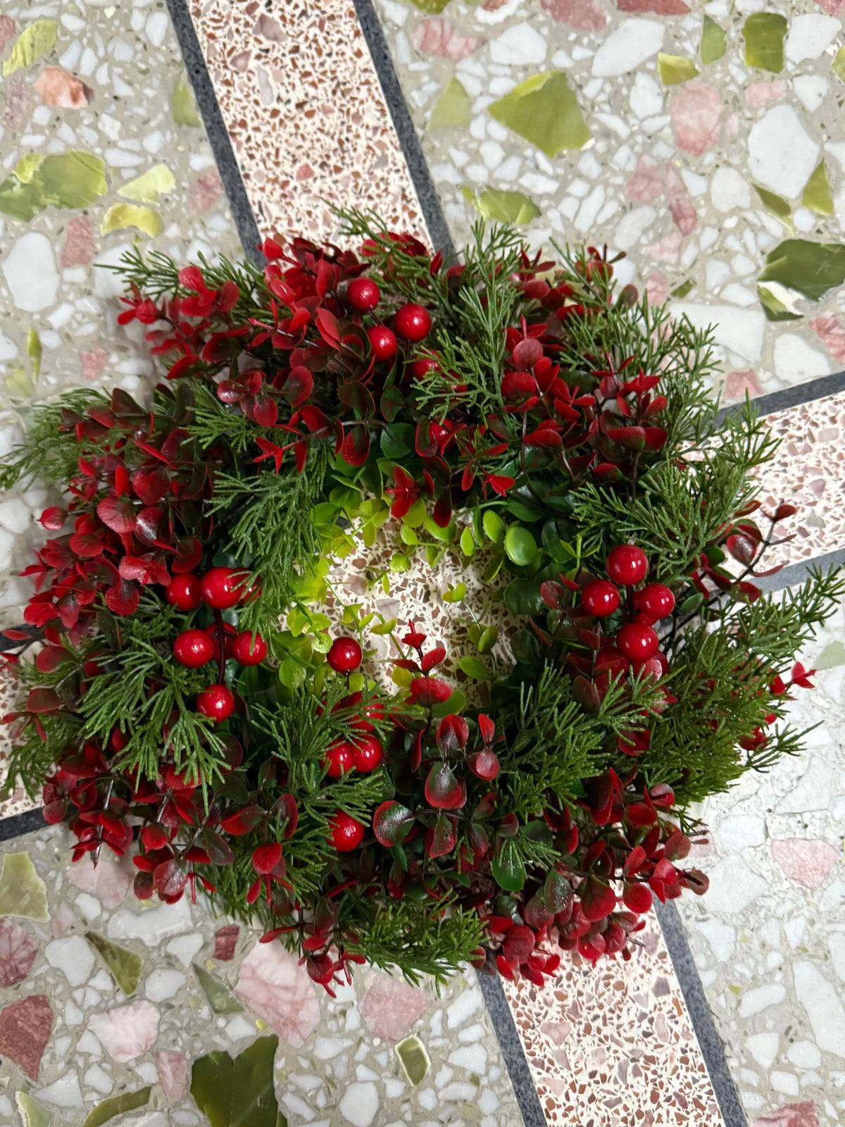 Christmas Wreath 35cm Red Berry Door Garland Festive Decoration