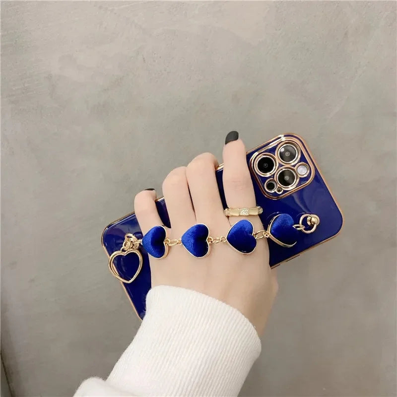 Heart Chain Phone Case – Metal Bracelet Cover for iPhone 11–16