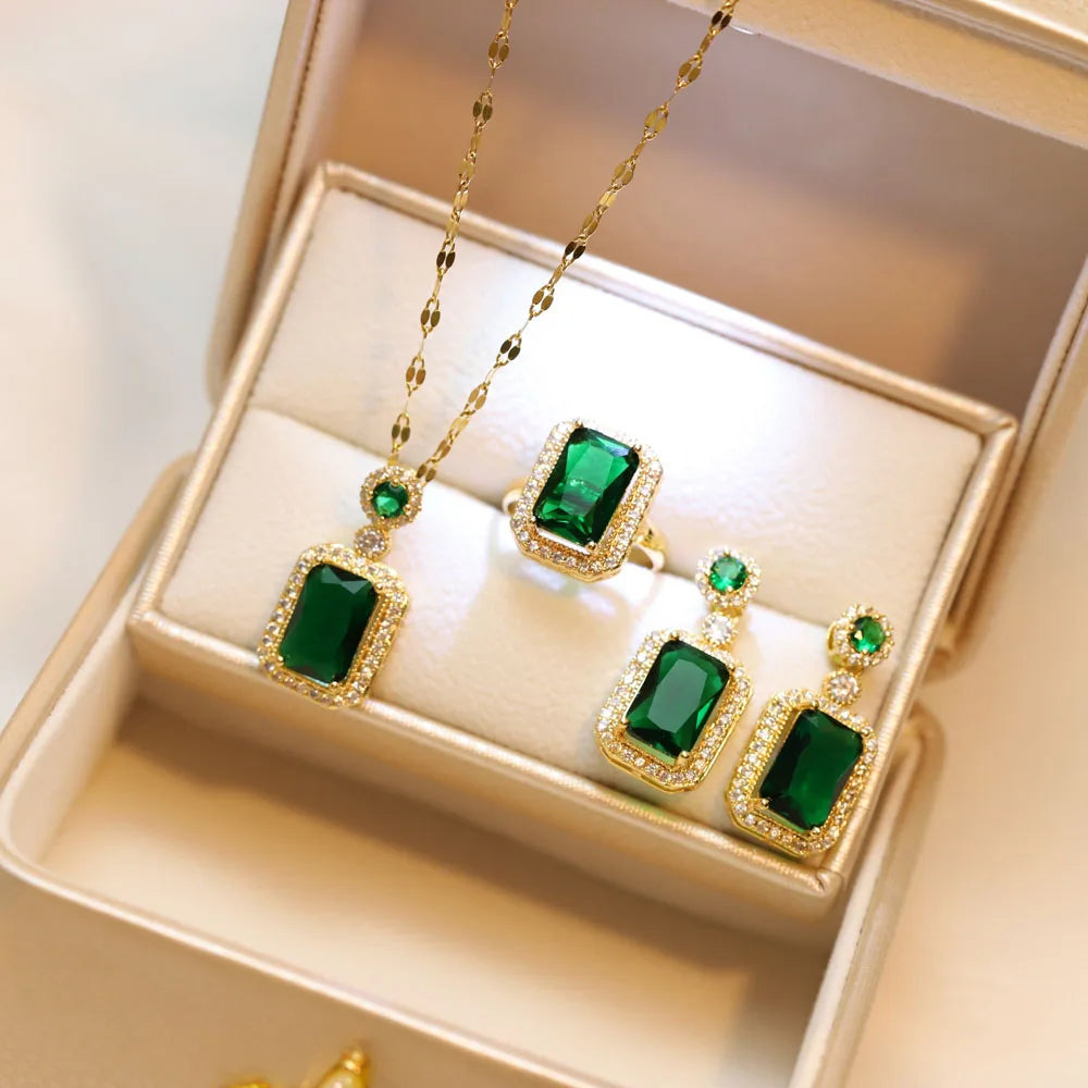 4-Piece Rhinestone Jewellery Set – Necklace, Earrings & Ring
