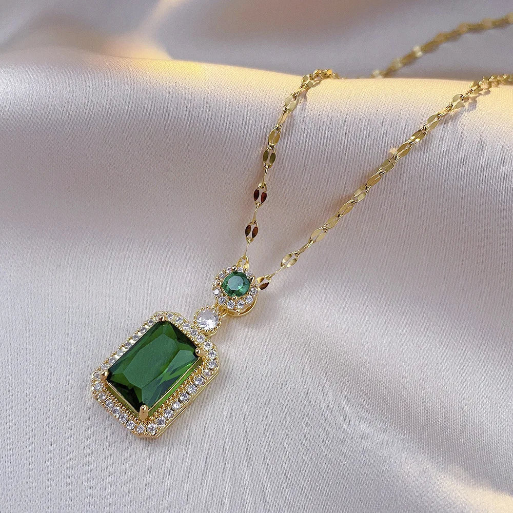 4-Piece Rhinestone Jewellery Set – Necklace, Earrings & Ring