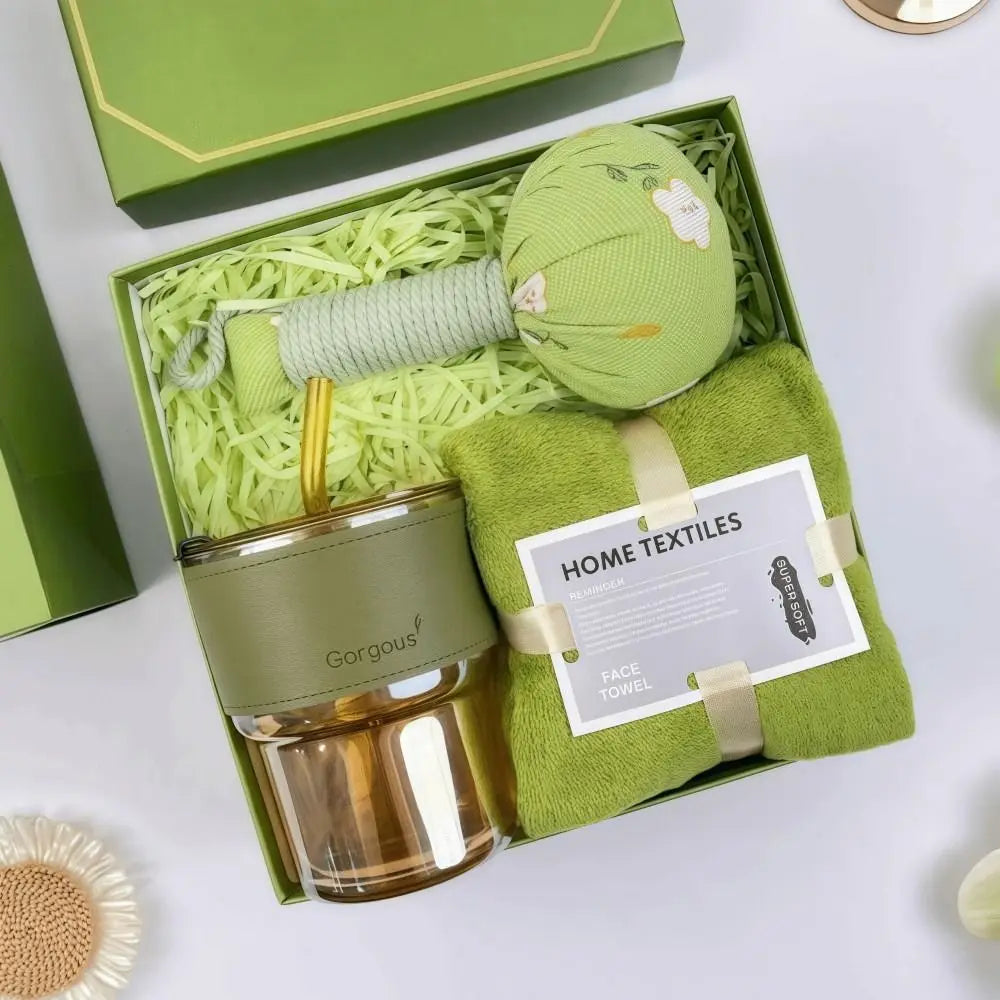 3IN1 Souvenir Gift Set Stylish Design Fan/Towel/Cup Practical Gift Sets Luxury with Paper Bag Gift Box Set Personalized Gifts
